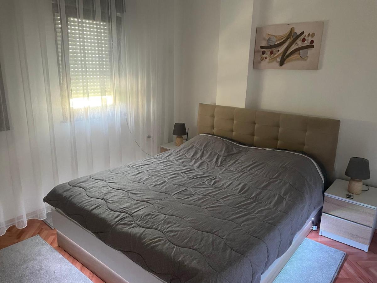 Ferienwohnung Modern Reality Kumanovo Exterior foto